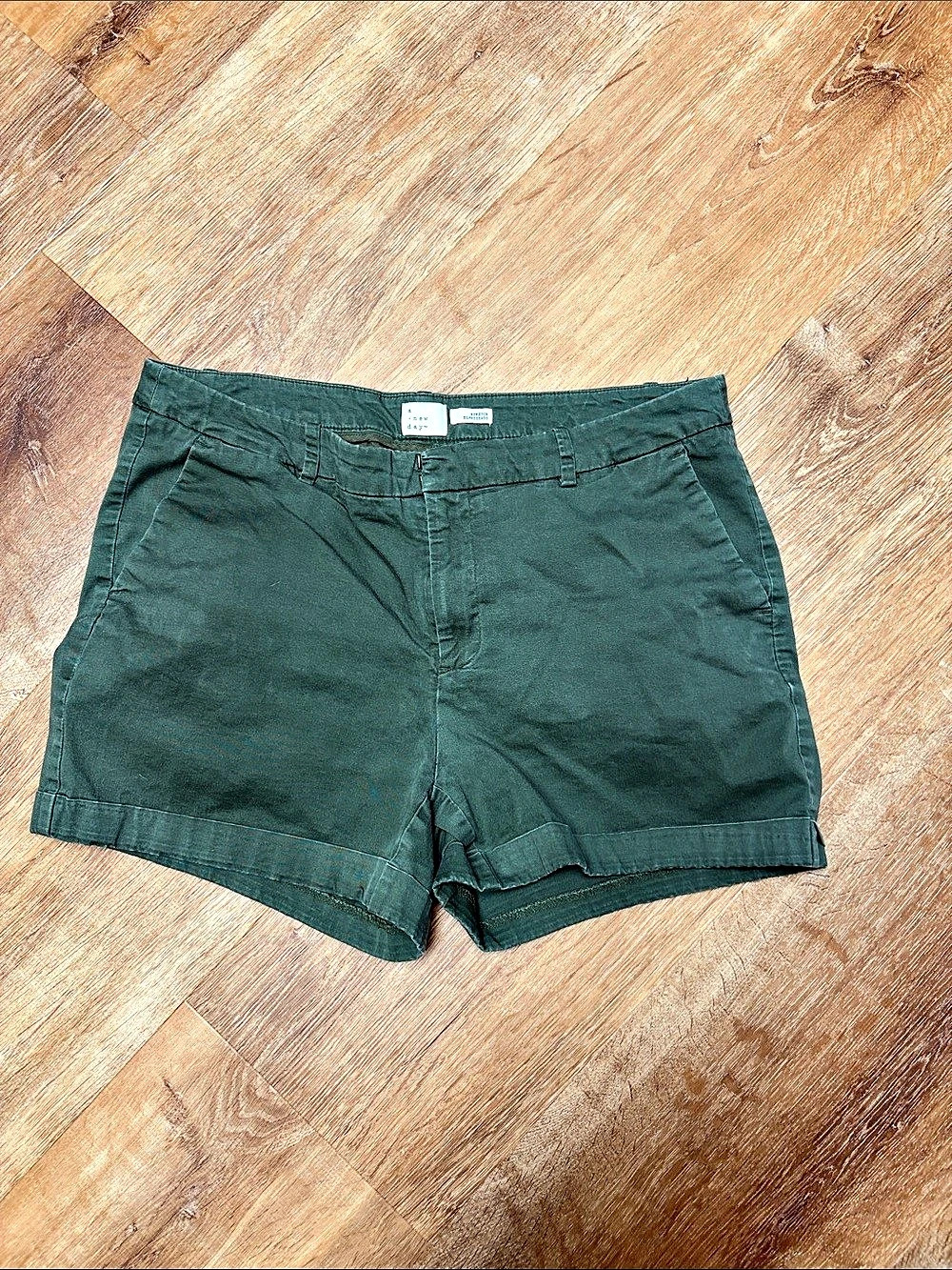 a new day High Waist Stretch Shorts in Green Size 10 Like New